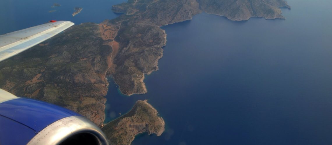 Udsigt fra fly over det græske øhav